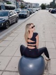 TWIST BACK LEGGINS - BLACK